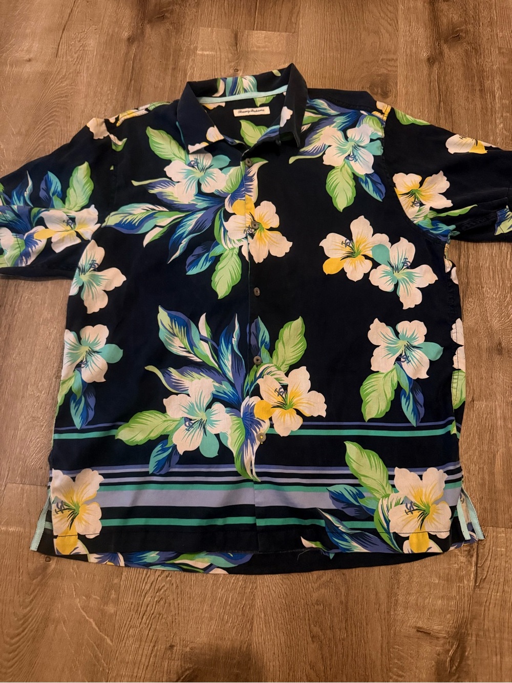Tommy Bahama Agra Blooms Floral Camp Hawaiian Short-Sleeve Button-Up Shirt Sz L